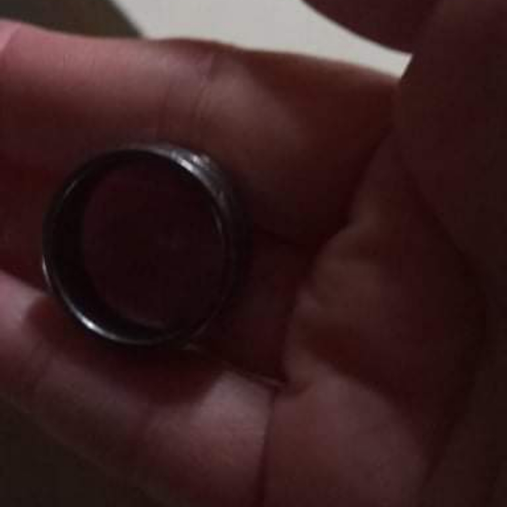 Titanium ring - Picture 3 of 3